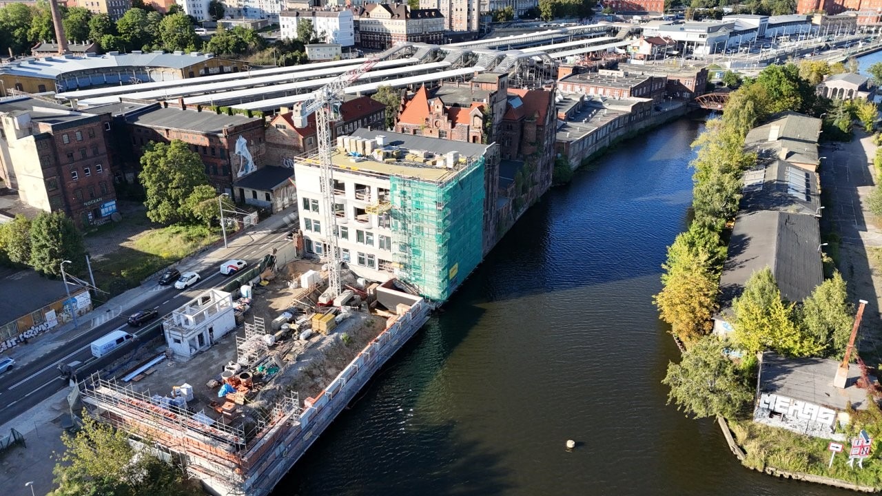 Zakończenie budowy stanu surowego nowej siedziby szczecińskiego oddziału PGW Wody Polskie